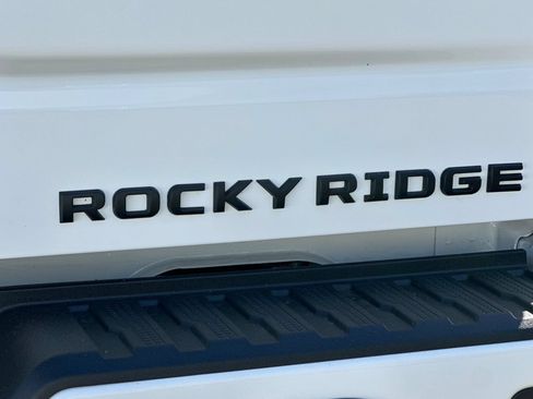 New 2026 GMC Sierra 1500 AT4 w/ AT4 Premium Package AWD/4WD image 23