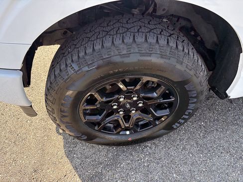 Used 2025 Ford F150 STX AWD/4WD image 9