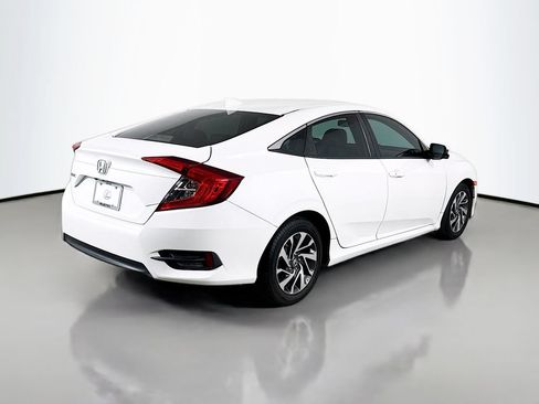 Used 2017 Honda Civic EX image 5