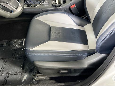 Used 2023 Subaru Crosstrek Hybrid w/ Moonroof Package w/Navigation AWD/4WD image 20