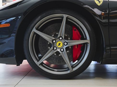 Used 2011 Ferrari 458 Italia Coupe image 44