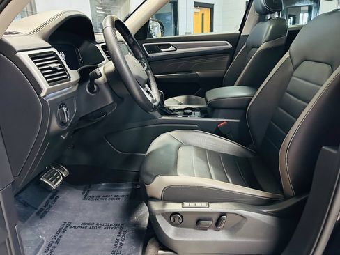 Used 2022 Volkswagen Atlas SEL Premium AWD/4WD image 10