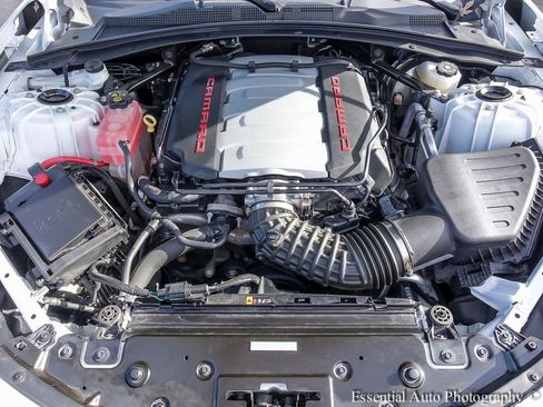 Used 2021 Chevrolet Camaro LT w/ RS Package image 23