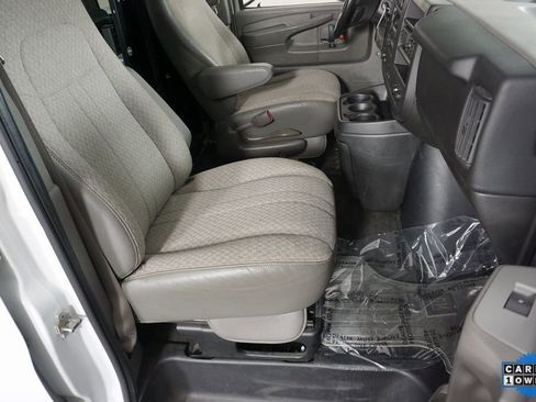 Used 2014 Chevrolet Express 1500 LT w/ LT Preferred Equipment Group AWD/4WD image 24