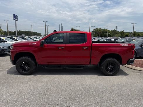 Used 2022 Chevrolet Silverado 1500 LT Trail Boss w/ Bed Protection Package AWD/4WD image 10