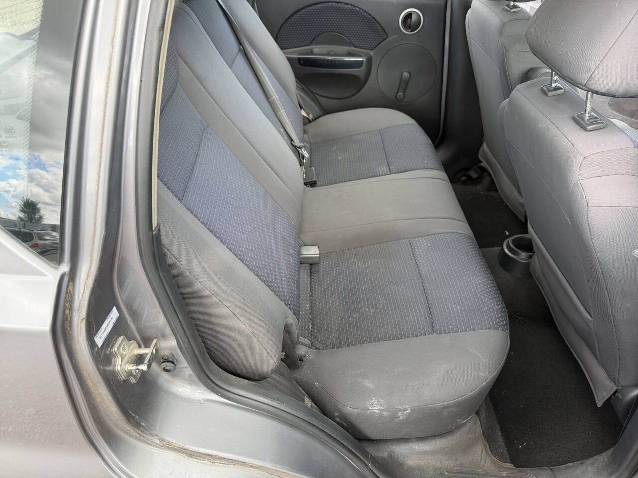 Used 2008 Chevrolet Aveo5 FWD image 24