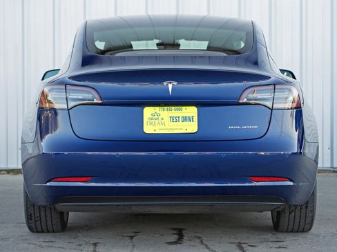 Used 2022 Tesla Model 3 Long Range image 11