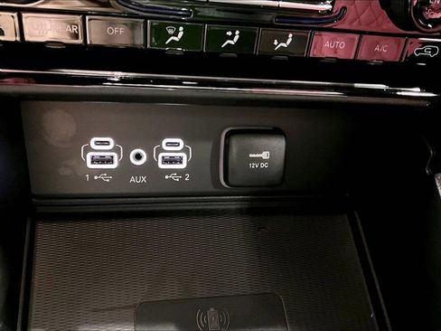 New 2025 Jeep Grand Cherokee Laredo image 30