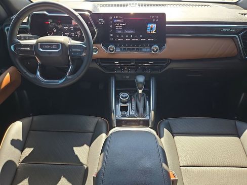 Used 2024 GMC Canyon AT4 w/ AT4 Premium Package image 11