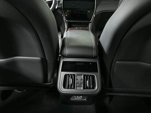 New 2025 Maserati Grecale Folgore image 21