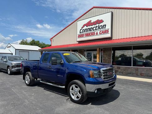 Used 2013 GMC Sierra 2500 SLE w/ Convenience Package AWD/4WD image 1