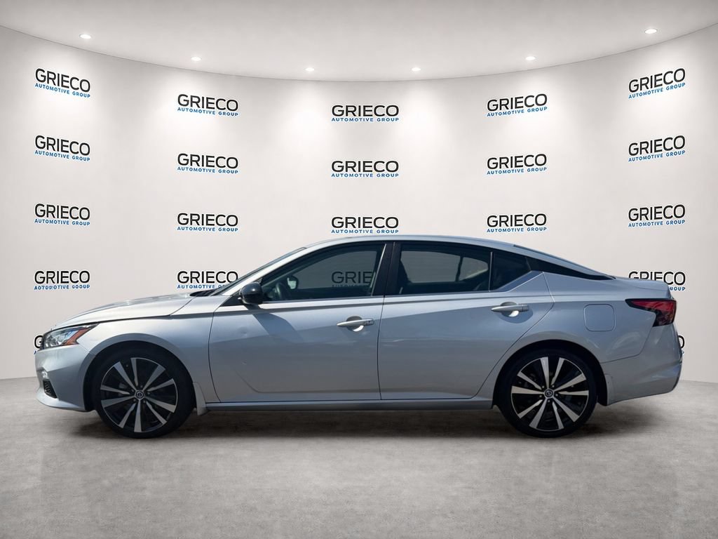 Used 2021 Nissan Altima 2.5 SR FWD image 4