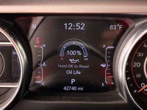 Used 2021 Jeep Wrangler Unlimited Sport AWD/4WD image 13