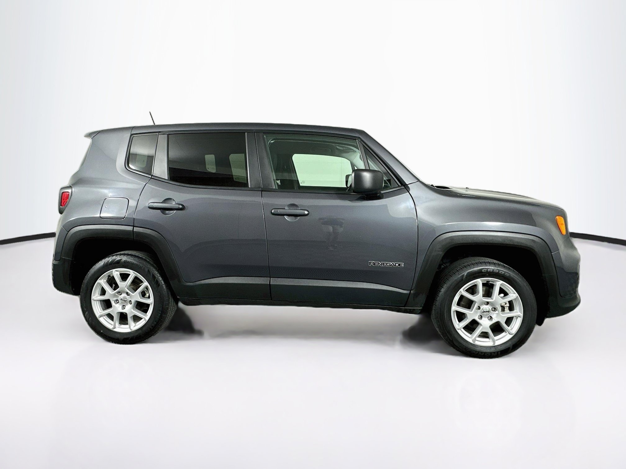 Used 2023 Jeep Renegade Latitude AWD/4WD image 10