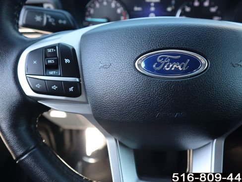 Used 2021 Ford Explorer XLT AWD/4WD image 18