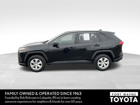 Used 2024 Toyota RAV4 LE image 4