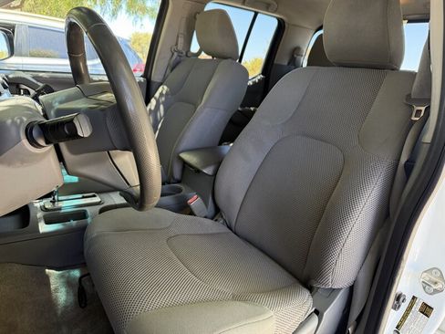 Used 2018 Nissan Frontier SV RWD image 13
