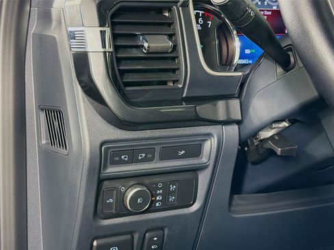 Used 2022 Ford F150 XLT w/ Equipment Group 302A High AWD/4WD image 17