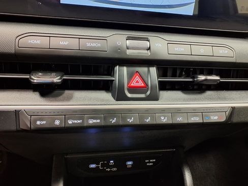 Used 2025 Kia K4 FWD image 14