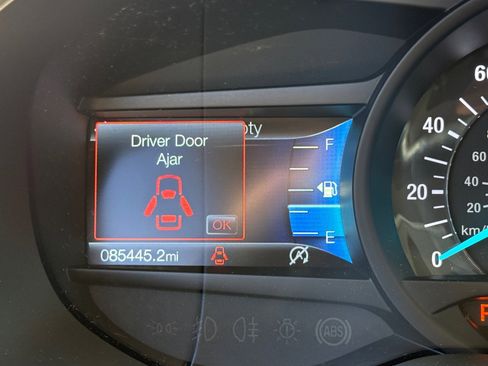 Used 2020 Ford Edge SEL image 32