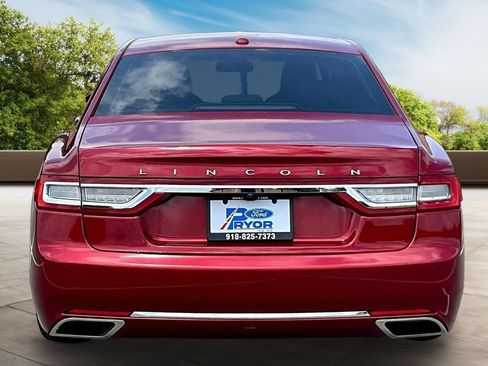 Used 2017 Lincoln Continental Reserve w/ Technology Package FWD image 4