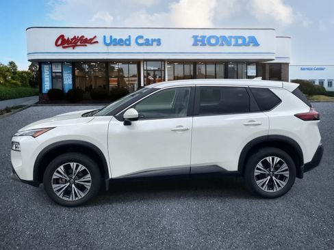 Used 2023 Nissan Rogue SV AWD/4WD image 2