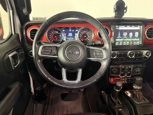 Used 2021 Jeep Wrangler Unlimited Rubicon w/ Xtreme Recon 35" Tire Package AWD/4WD image 26