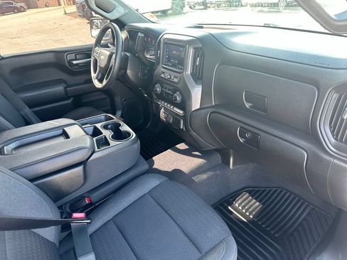 Certified 2022 Chevrolet Silverado 1500 Custom w/ LPO, Dark Essentials Package AWD/4WD image 26