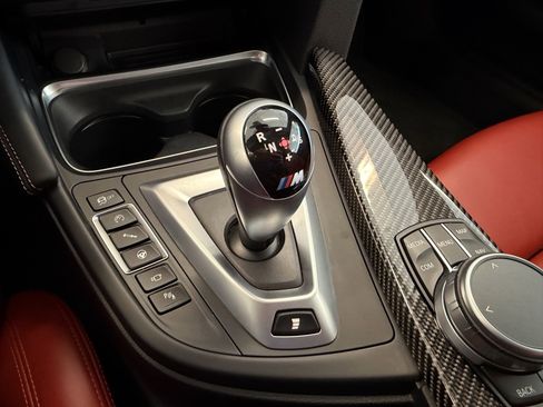 Used 2020 BMW M4 Base w/ Executive Package image 26