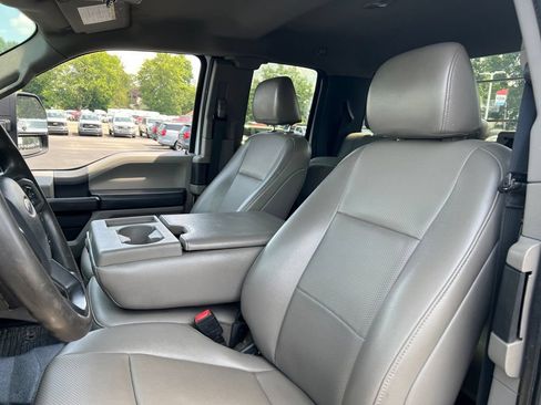 Used 2022 Ford F350 XL w/ STX Appearance Package AWD/4WD image 3
