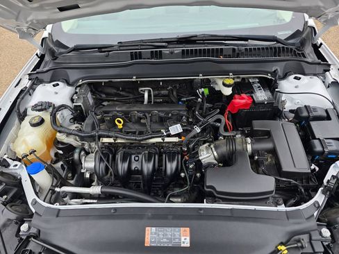 Used 2020 Ford Fusion S FWD image 25