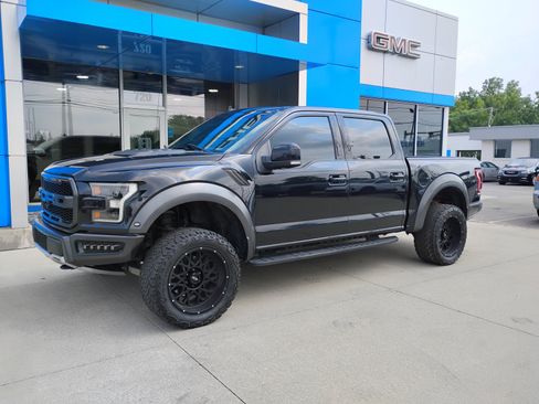 Used 2019 Ford F150 Raptor w/ Equipment Group 802A Luxury AWD/4WD image 12