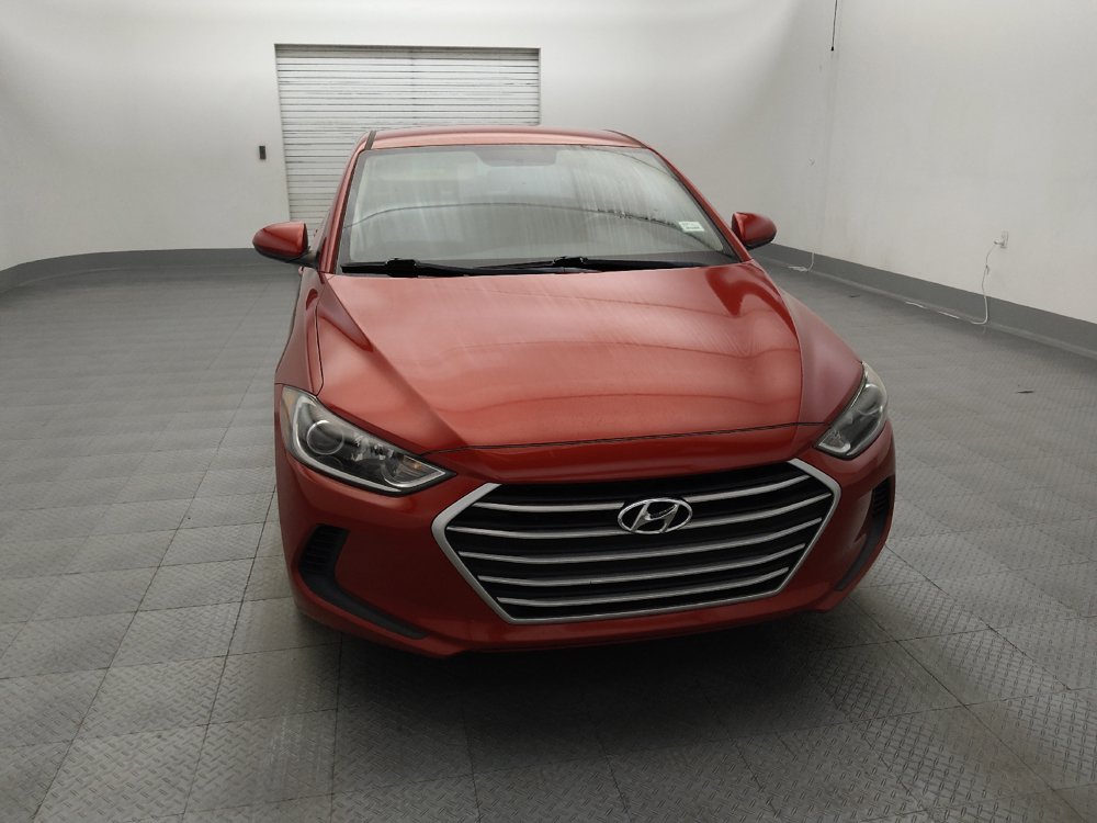 Used 2017 Hyundai Elantra SE FWD image 14
