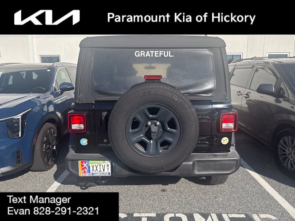 Used 2018 Jeep Wrangler Unlimited Sport AWD/4WD image 13