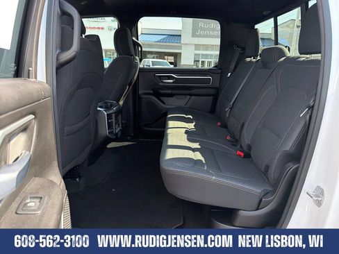 Used 2022 RAM 1500 Big Horn AWD/4WD image 23