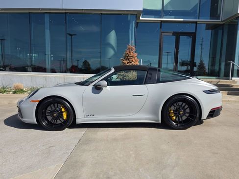 Used 2022 Porsche 911 Targa 4 GTS image 1