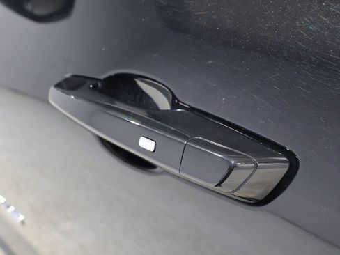 Used 2025 GMC Terrain Elevation AWD/4WD image 11