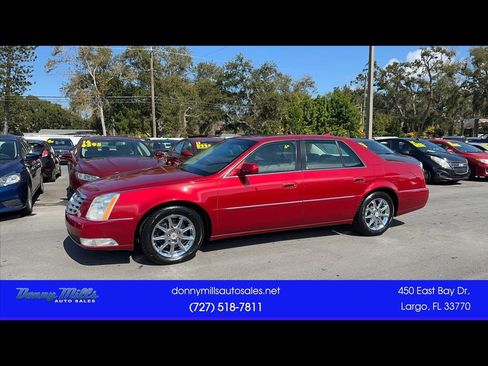 Used 2011 Cadillac DTS Luxury image 1