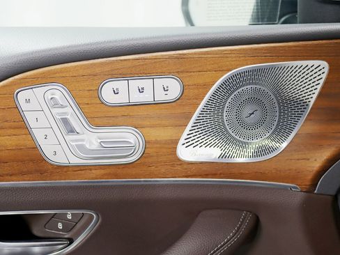 Used 2020 Mercedes-Benz GLS 580 4MATIC image 39