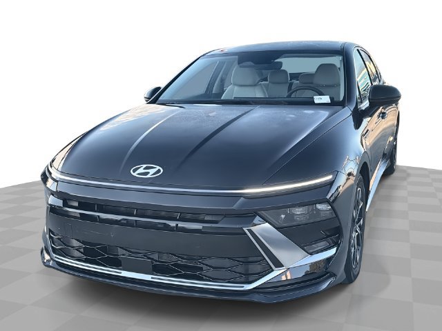 Used 2025 Hyundai Sonata SEL FWD image 1