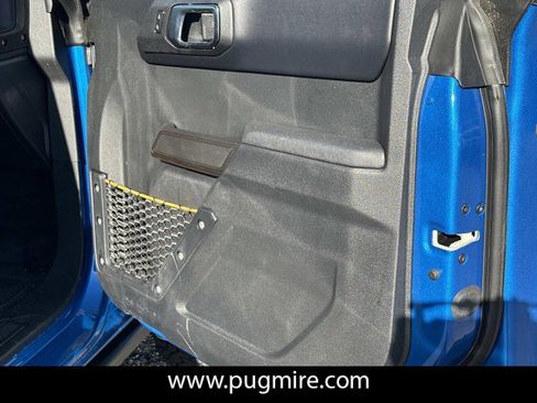 Used 2024 Ford Bronco Badlands image 14