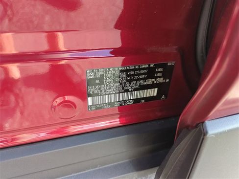 Used 2022 Toyota RAV4 LE image 38