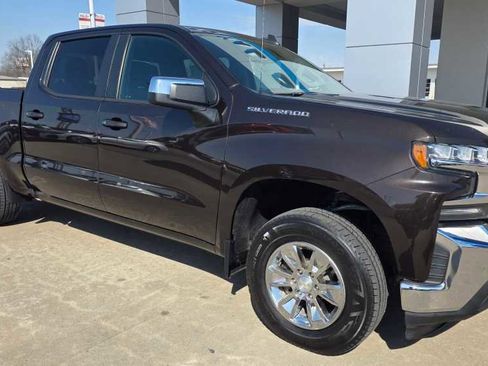 Used 2019 Chevrolet Silverado 1500 LT w/ All-Star Edition image 2