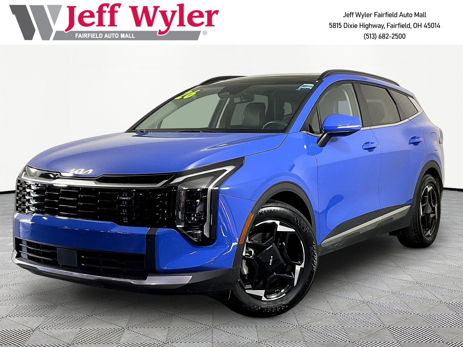 Certified 2026 Kia Sportage EX w/ EX Panorama Roof Package FWD image 1