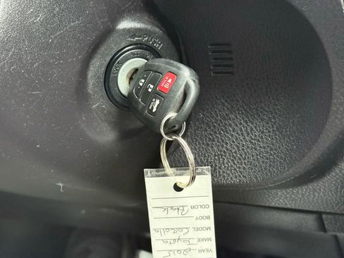 Used 2015 Toyota Corolla S image 27