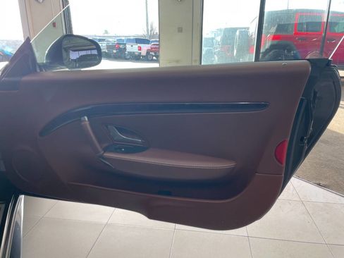 Used 2016 Maserati GranTurismo Sport image 18