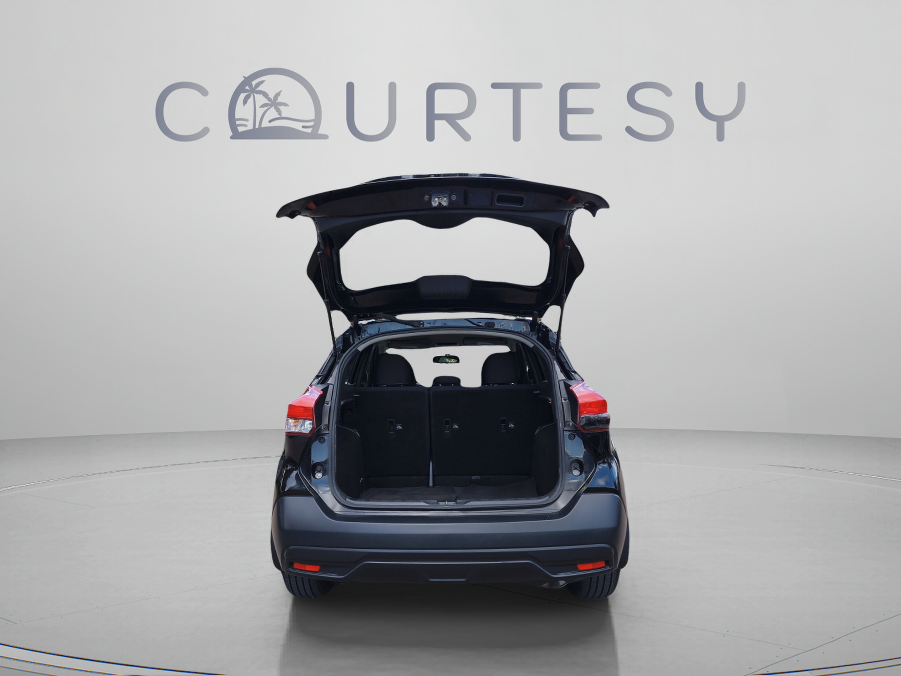 Used 2019 Nissan Kicks SV FWD image 11
