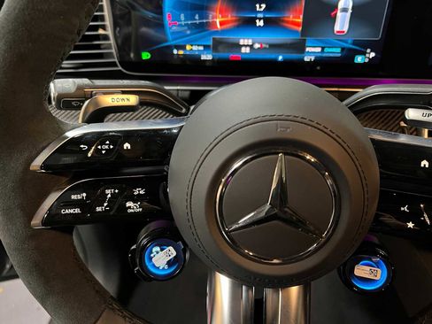 New 2026 Mercedes-Benz GLS 63 AMG 4MATIC image 27