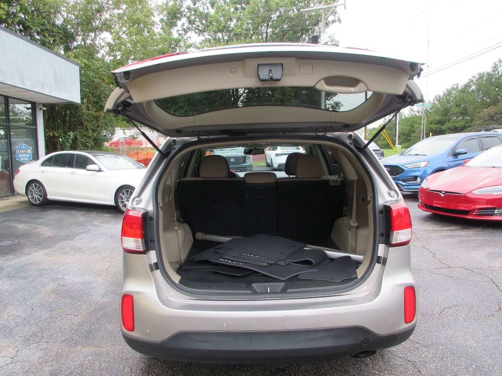 Used 2014 Kia Sorento LX FWD image 20