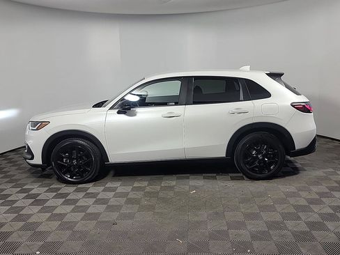 Certified 2024 Honda HR-V Sport image 11